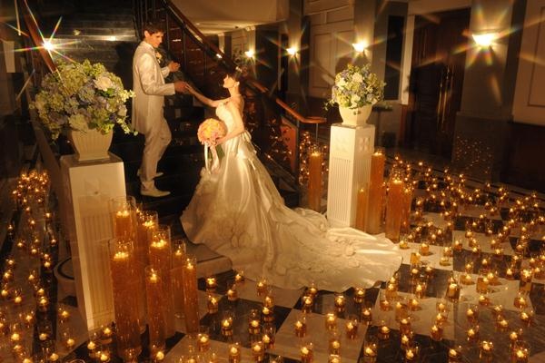 幻想的な光に囲まれて 秋にぴったりのナイトウェディングの演出方法 結婚プランニングサイト ラブマリ東海版